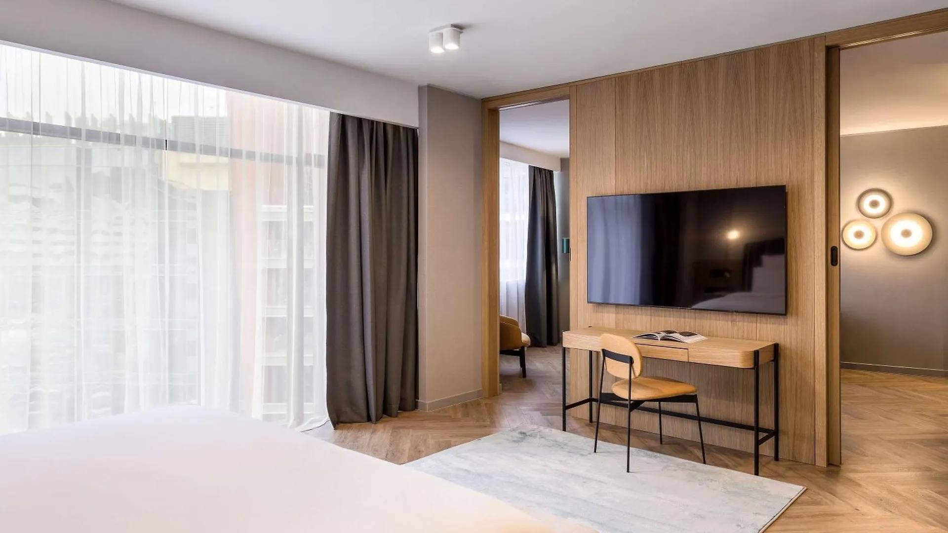 Отель Mercure Sofia City