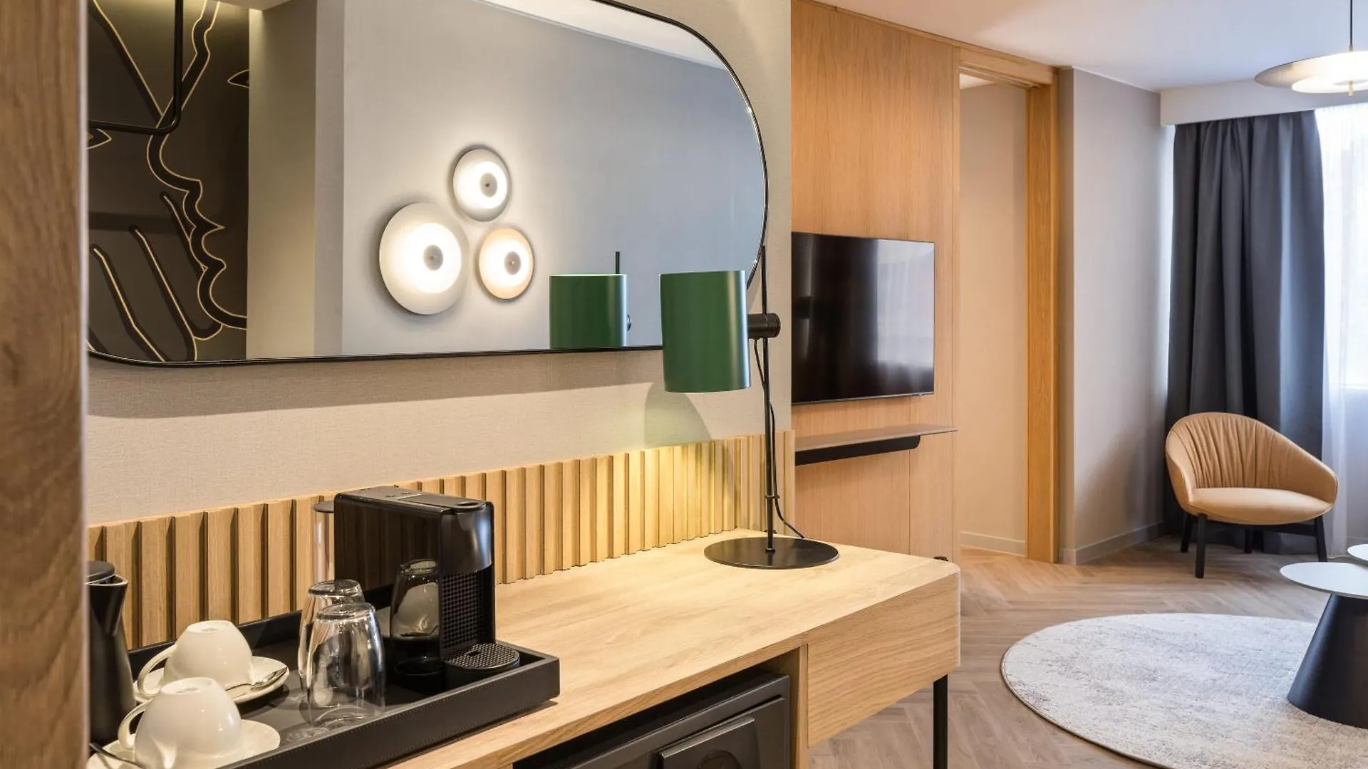 Отель Mercure Sofia City