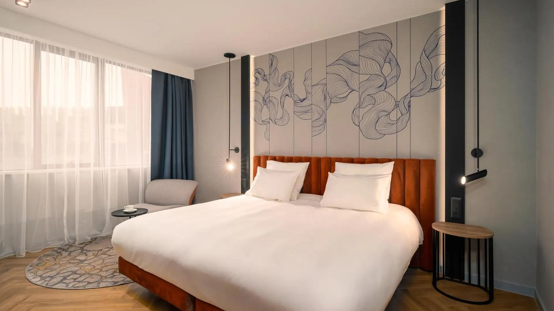 Mercure Sofia City 4*,